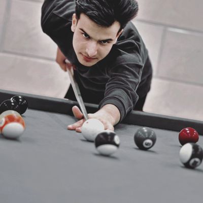 Player: pouyansazegar